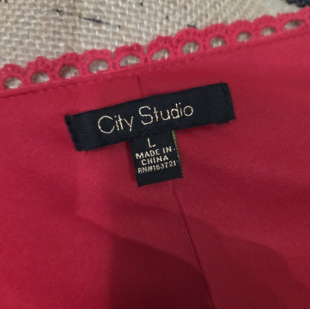 City Studio New Floral Red V-Neck Dress - Picture 5 of 9